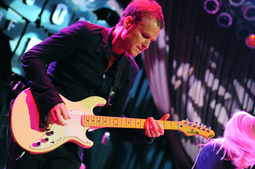Keith Strickland performing with the B-52's in 2008